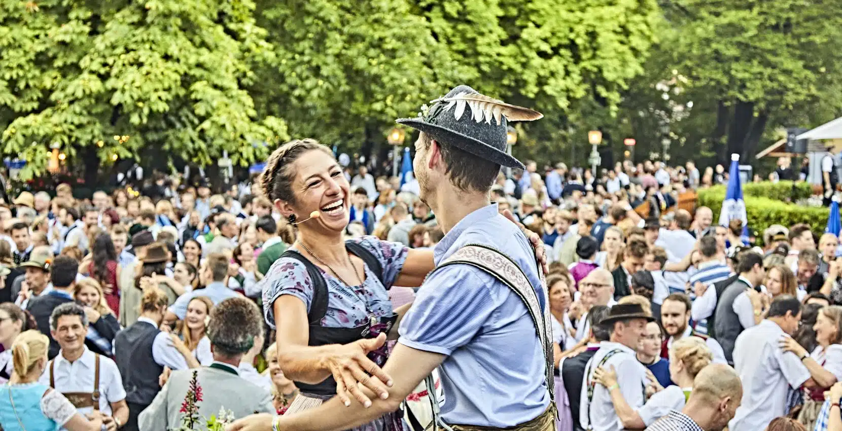 Katharina Mayer Breite Width 1920px 300dpi 1660x850.jpg